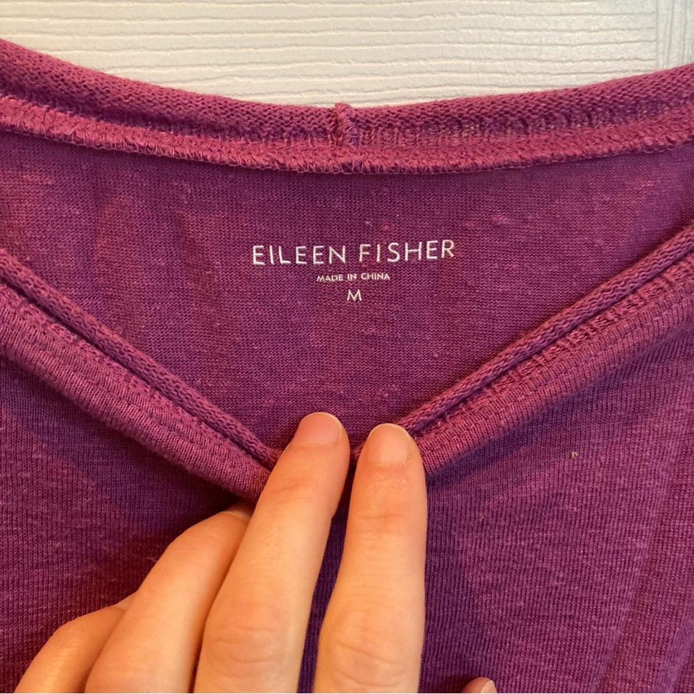 100% linen Eileen Fisher drapey tee - Picture 2 of 5